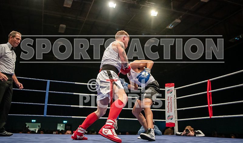 BOUT-9 - Rob Brehaut v William Annang-22 - BOUT-9 - Rob Brehaut v William Annang