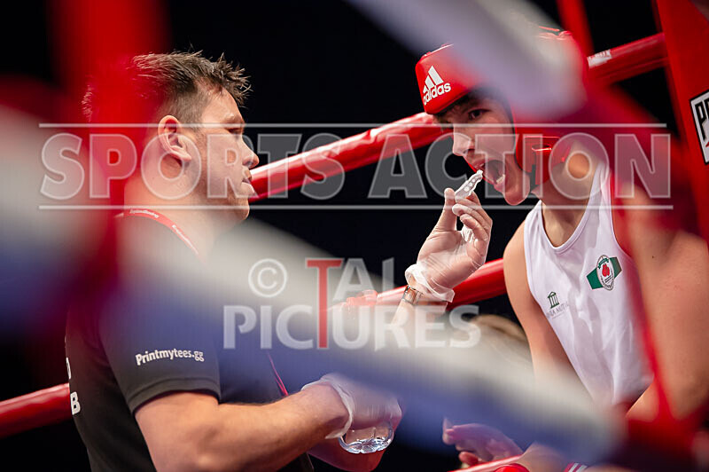 Bout 1_Josh Lazaro v Ben Mills-25 - Bout 1_Josh Lazaro v Ben Mills