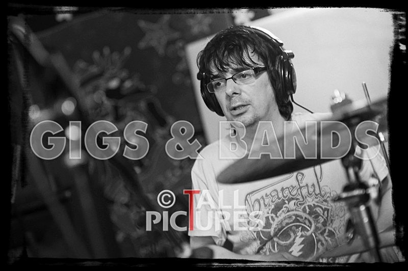 Teaspoonriverneck Studio Session-56_BW - TEASPOONRIVERNECK