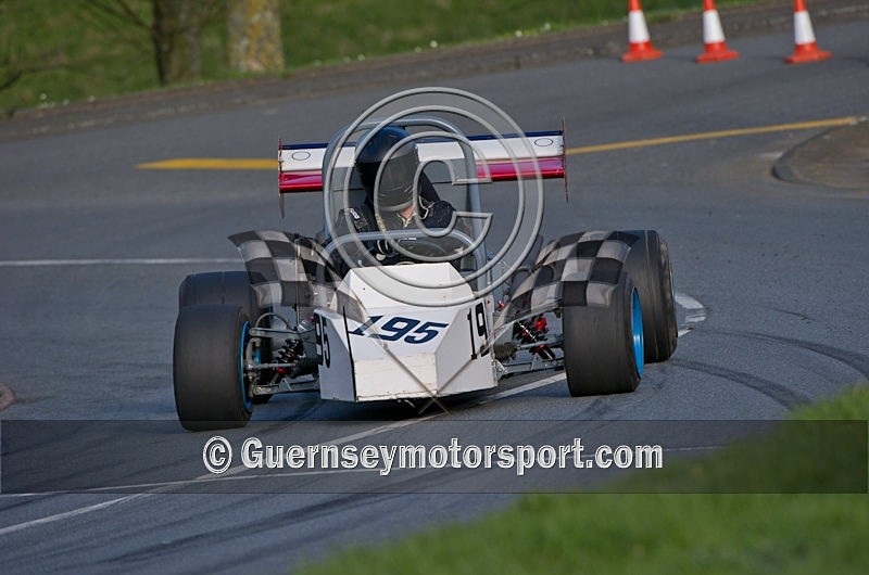 Hill Car_2010-214 - CARS 2010-04-05