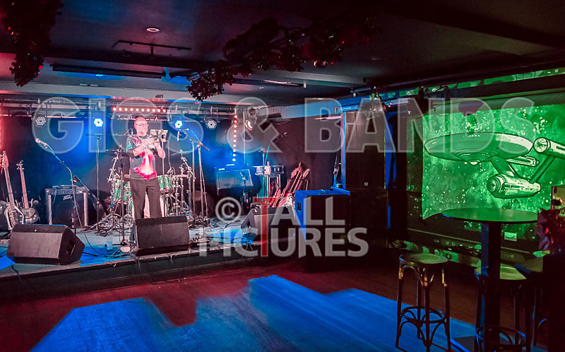 Citizen-X-32 - CITIZEN-X