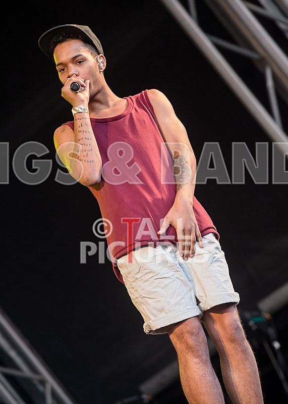 Rizzle Kicks-26 - RIZZLE KICKS