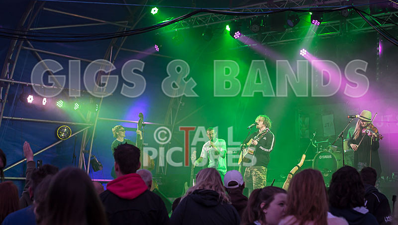 Buffalo Huddleston-195 - BUFFALO HUDDLESTON