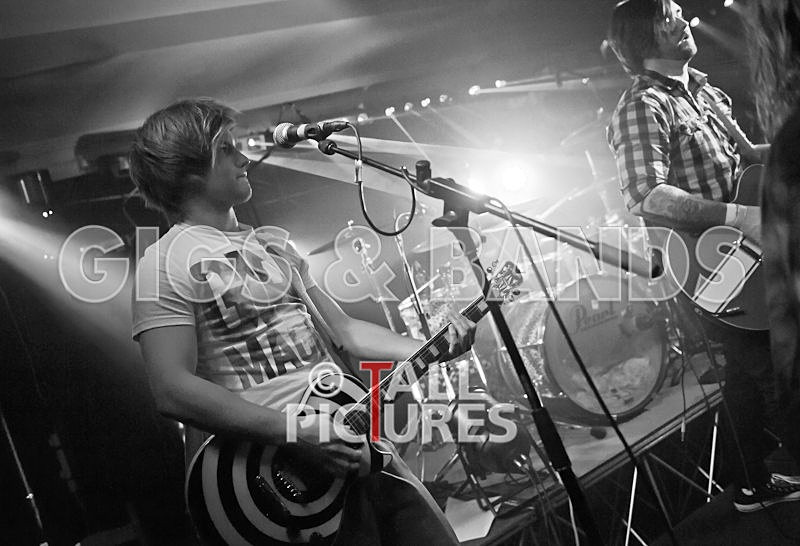 2 Minutes 2 Late-113 - 2 MINUTES 2 LATE