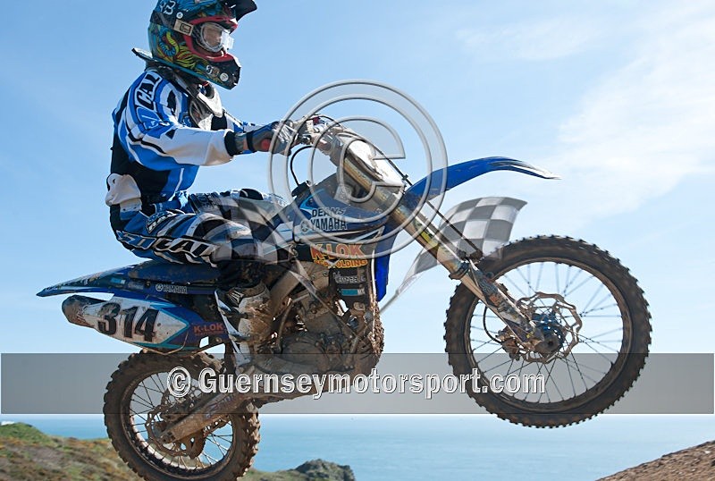 Moto-X_19-03-11-56 - MOTO-X_19-03-2011