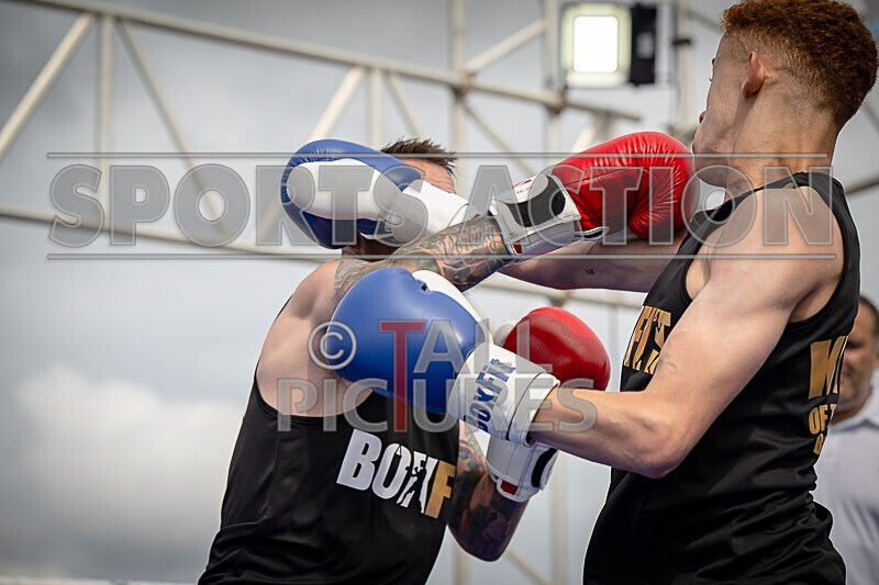 BOUT 3- Martin the not so Raging Bull Le Prevost v Ben Hizzy Hislop-48 - BOUT 3- Martin 'the not so Raging Bull' Le Prevost v Ben 'Hizzy' Hislop