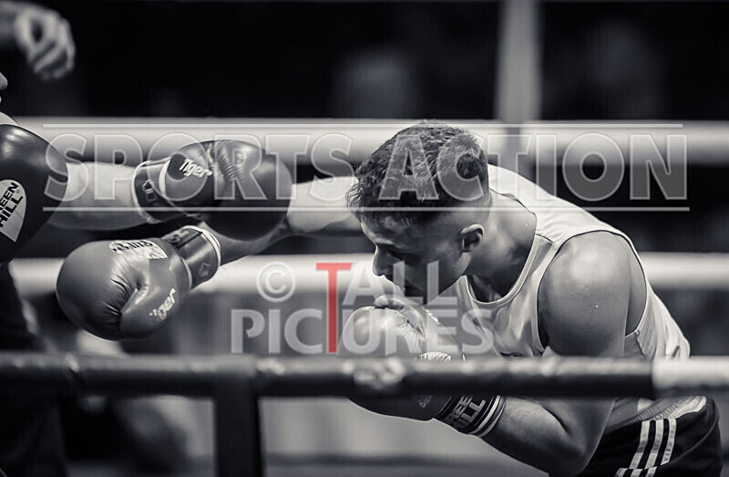 Bout 15_Marcus Magloire v Josh Boderick-27 - Bout 15_Marcus Magloire v Josh Boderick