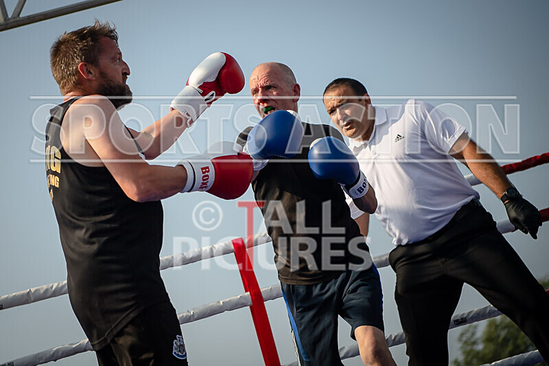 BOUT 2 - Steve -The Stoat- Ozanne v Alan -Dinosaur- Donaldson-35 - BOUT 2 - Steve 'The Stoat' Ozanne v Alan 'Dinosaur' Donaldson