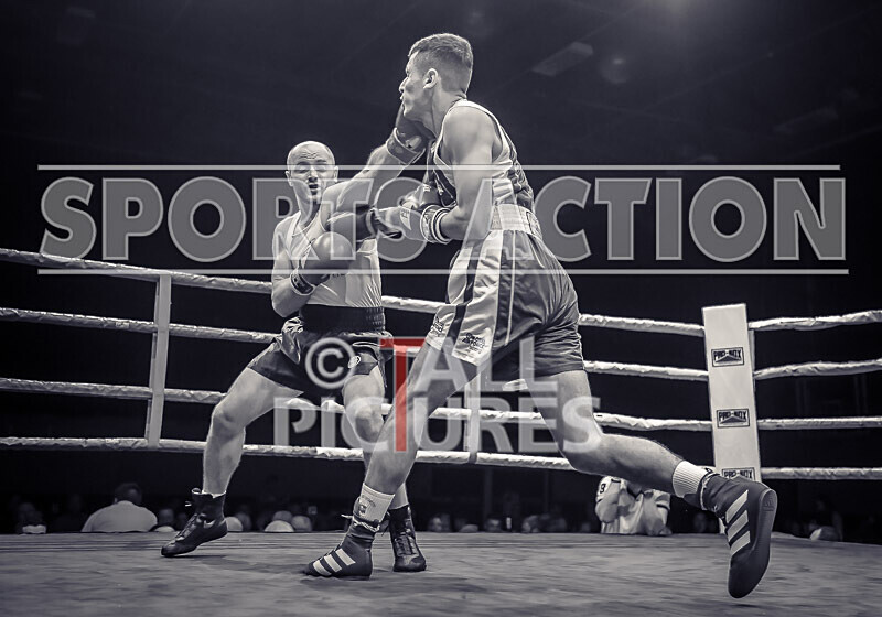 BOUT 8- Rusian Gogercaks v Alex White-14 - BOUT 8: Rusian Gogercaks v Alex White