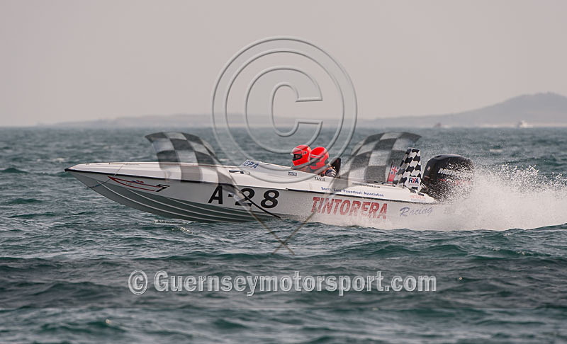 Worlds Powerboats_2014_Race-2-214 - UIM CLASS 3A & 3B WORLD OFFSHORE CHAMPIONSHIP_RACE-2