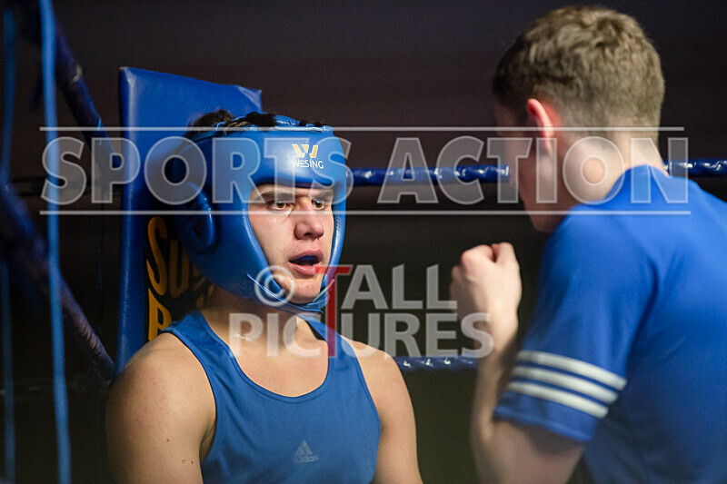 BOUT-6_Middleweight- Luke Robert v Gabriel McHugh-16 - BOUT-6_Luke Robert v Gabriel McHugh