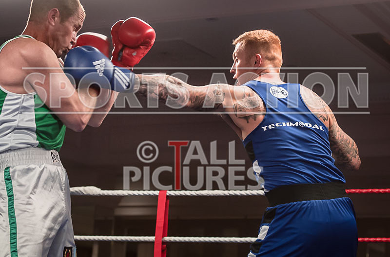 Bout-10_Matt Jennings v Mason Holmes-16 - Bout - 10_Matt Jennings v Mason Holmes