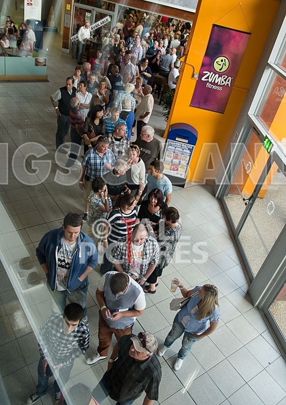 The Bootleg Beatles-85 - THE BOOTLEG BEATLES