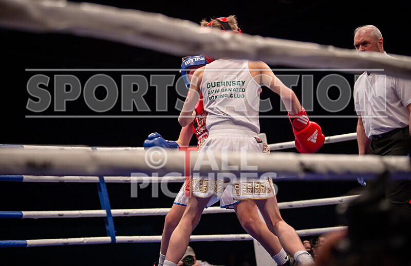 Bout 6_Arnie Watson v Lee Prestedge-15 - Bout 6_Arnie Watson v Lee Prestedge