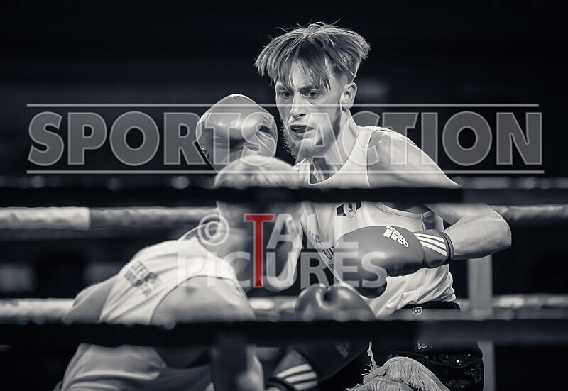 BOUT 7_Kylop Holland v Freddie Kinsella-31 - BOUT 7_Kylop Holland v Freddie Kinsella