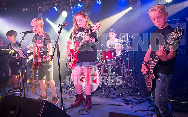 Clash of the Bloosers-15 - CLASH OF THE BLOOSERS