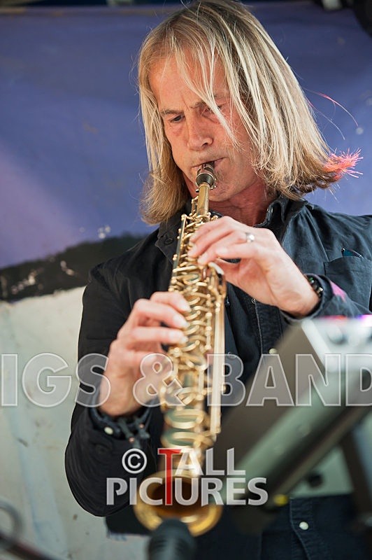 VEF Beach Life 2011-14 - BEACH LIFE 2011