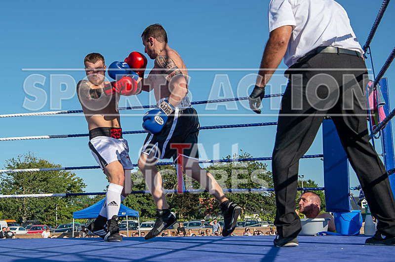 BOUT-3- Simon The Machine March v Rob The Brutal Brehaut-21 - BOUT-3 Simon 'The Machine' March v Rob 'The Brutal' Brehaut
