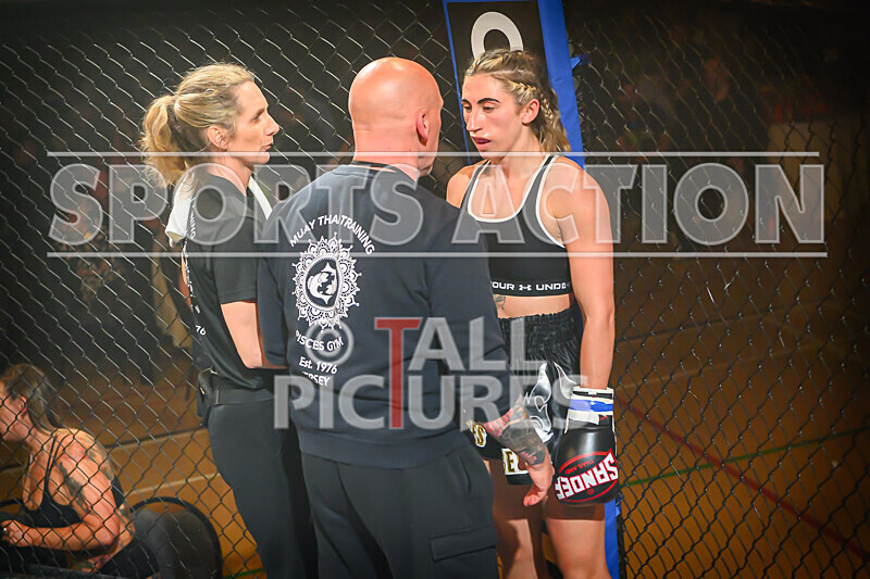 BOUT- 9 - Laura Douglas v Georgia Blumsom-54 - BOUT 9 - Laura Douglas v Georgia Blumsom