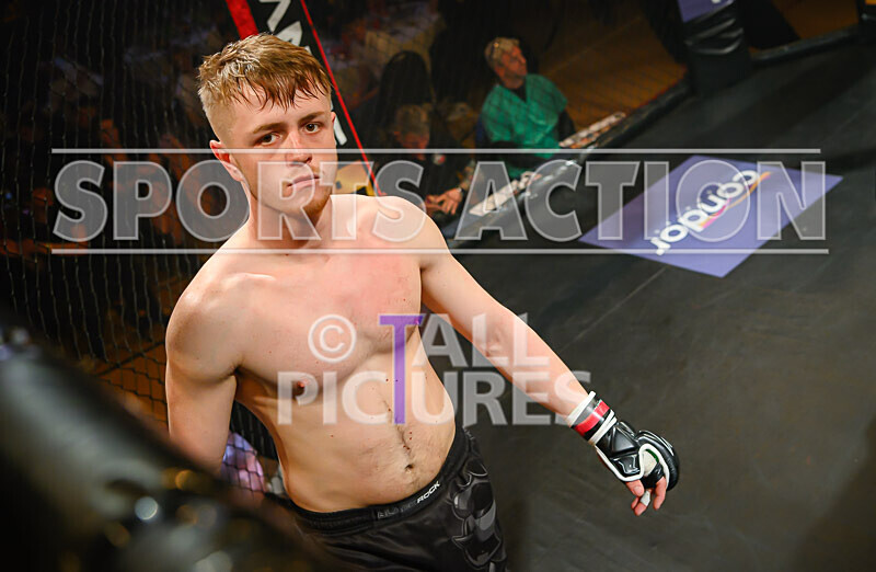 BOUT- 13 - Joe Graham v Sam Pearce-3 - BOUT 13 - Joe Graham v Sam Pearce