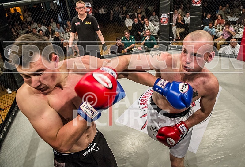 Cage Fighting_2012_Bout 4-3 - BOUT-4