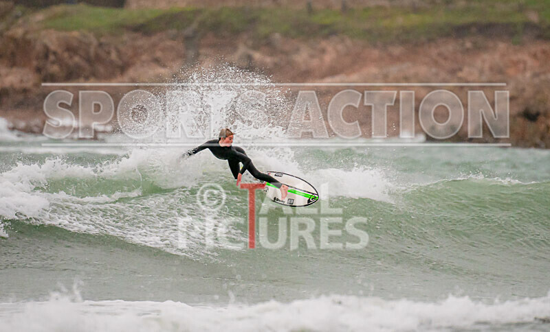 Surfing_01-11-2020-53 - SURFING AT VAZON BAY GUERNSEY