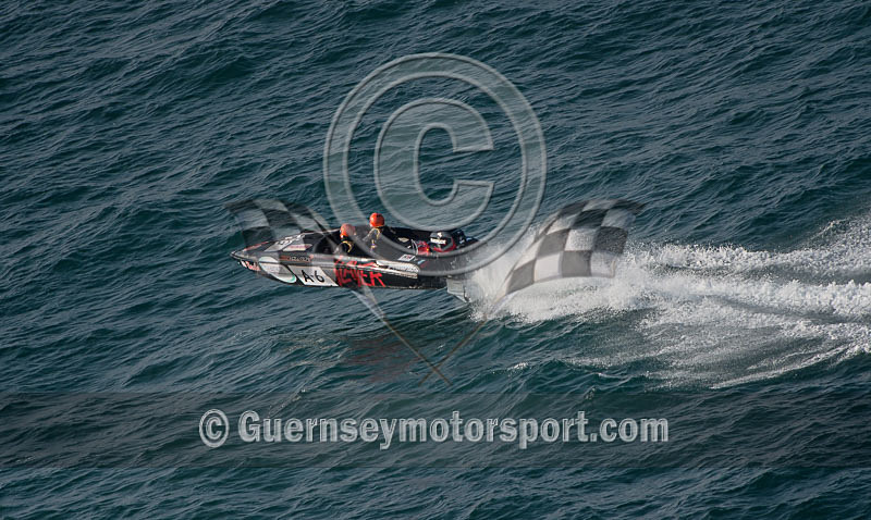 Worlds Powerboats_2014_Race-1-316 - UIM CLASS 3A & 3B WORLD OFFSHORE CHAMPIONSHIP_RACE-1
