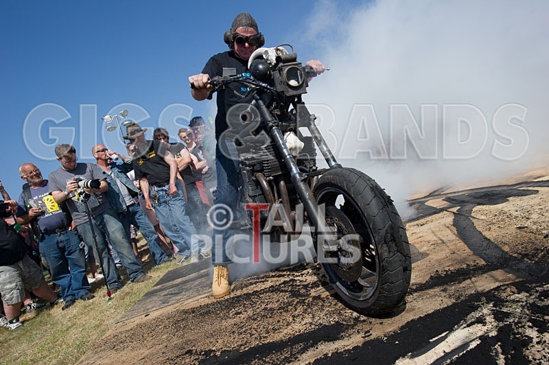Chaos 2013_Burn-outs-40 - BURN-OUTS - TATTOOS & CHILLI
