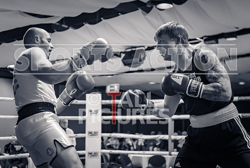 BOUT 8 - Rusian Gogercaks v Ricky Barrett-19 - BOUT 8 - Rusian Gogercaks v Ricky Barrett