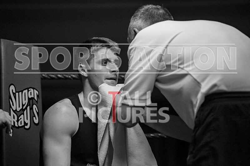 Bout - 9_Jimmy Lesbirel v Michael Wilcox-5 - Bout - 9_Jimmy Lesbirel v Michael Wilcox