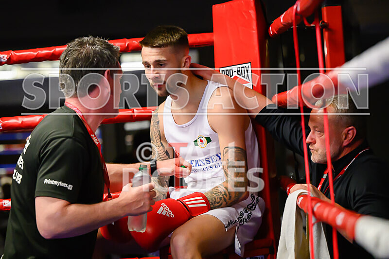 BOUT- 8 - Scott Little v Daniel Lonergan-14 - BOUT: 8 - Scott Little v Daniel Lonergan