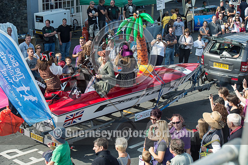 Powerboat Parade_2014-111 - UIM WORLD OFFSHORE CHAMPIONSHIP BOAT PARADE