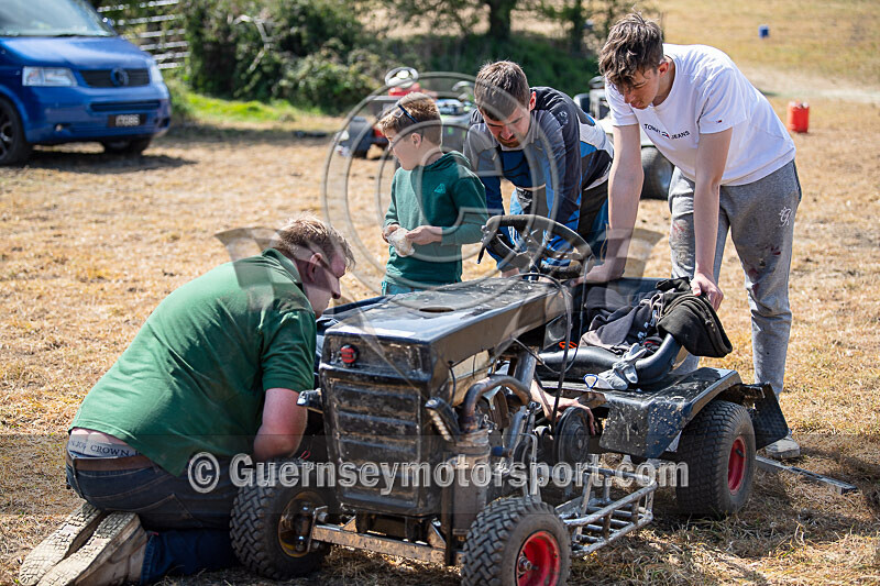 Lawn Mower Racing_24-04-2021-62 - MOWER RACING_24-04-2021