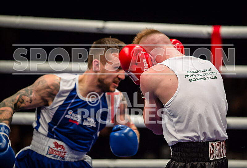 Bout 16_Mason Smale v Liam Fox-10 - Bout 16_Mason Smale v Liam Fox