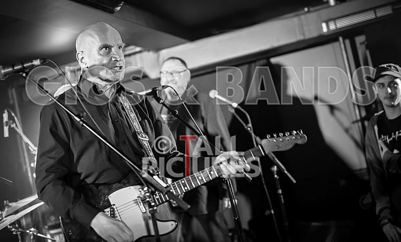 Norman Watt-Roy Band-18 - THE NORMAN WATT-ROY BAND with WILKO JOHNSON