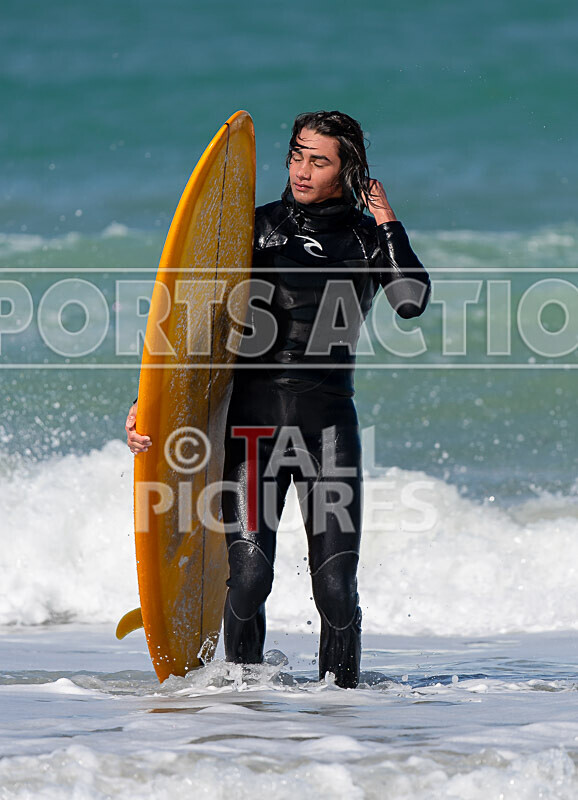 Vazon Surfing_12-03-2022-30 - SURFING AT VAZON BAY GUERNSEY