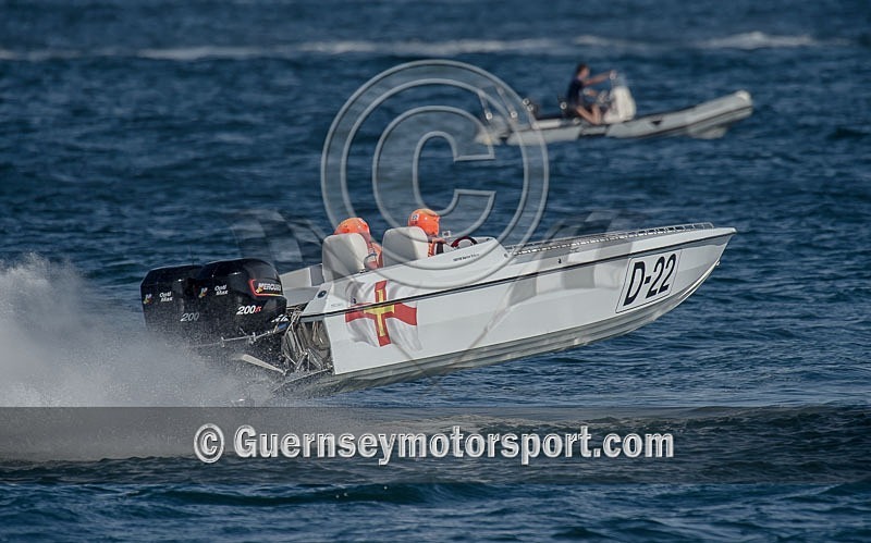 Powerboat Racing_03-08-2013-22 - RACE-8 NORTH BEACH OUTER