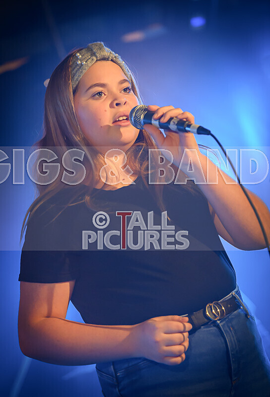 The Procrastinators-1 - THE PROCRASTINATORS