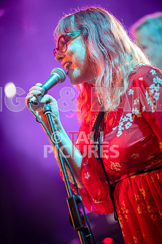 The Sacred Hearts-29 - THE SACRED HEARTS