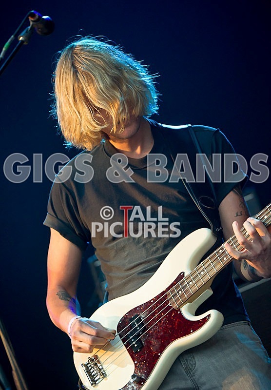 Cage the Elephant-56 - CAGE THE ELEPHANT