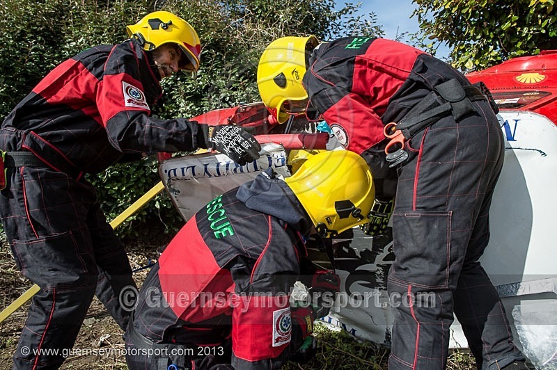 Sarnia Rescue_Training_09-03-2013_Pic-40 - RESCUE TEAMS, MARSHALLS & OFFICIALS