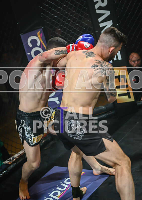 BOUT- 14 - Josh Ozanne v Pedro Fernandez-44 - BOUT 14 - Josh Ozanne v Pedro Fernandez