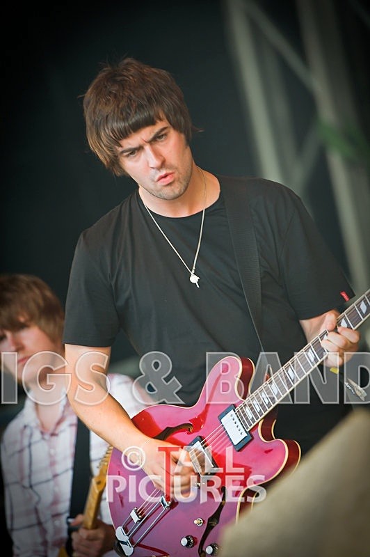 The Courteeners-8 - THE COURTEENERS