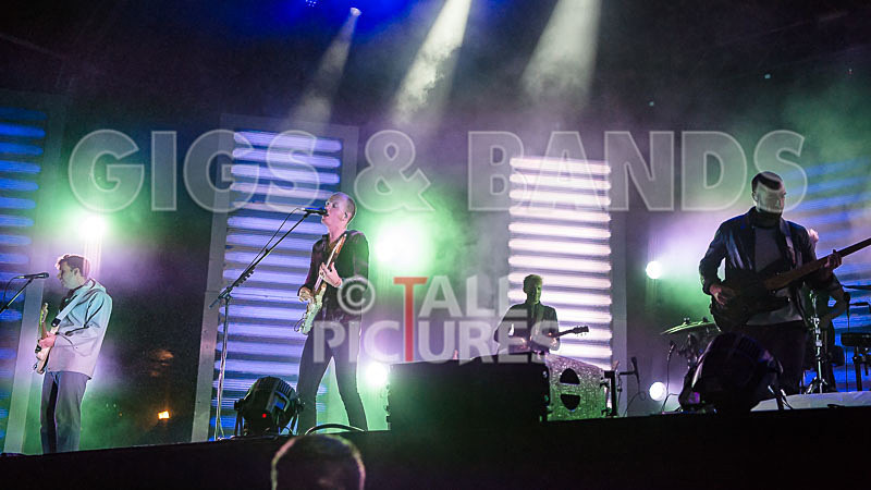 Two Door Cinema Club-18 - TWO DOOR CINEMA CLUB