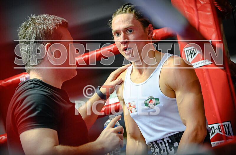 BOUT 4- Jay Wilson v Tommy Hudson-24 - BOUT 4 - Jay Wilson v Tommy Hudson