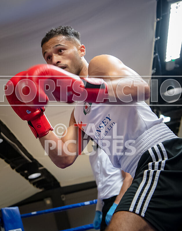 BOUT 2_Marcus Magloire v Sam Anderton-8 - BOUT 2_Marcus Magloire v Sam Anderton