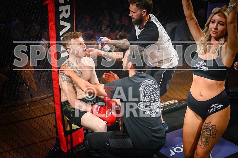 BOUT- 6 - Fin Aitkin v Pharrell Taylor-42 - BOUT 6 - Fin Aitkin v Pharrell Taylor