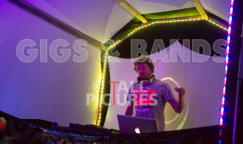 The Peace Tent_2015-4 - CHAOS PEACE TENT 2015