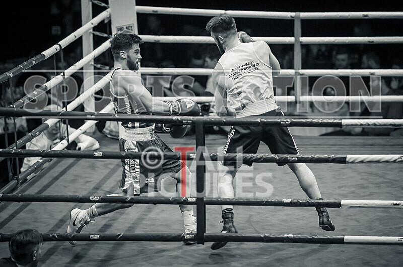 Bout 20_Chris Sumner v Keiran Bailey-1-10 - Bout 20_Chris Sumner v Keiran Bailey