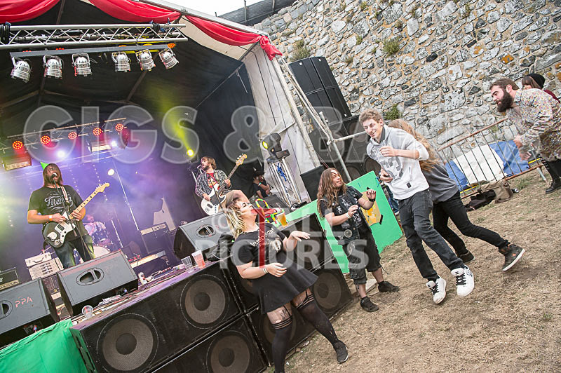 To the Woods-382 - TO THE WOODS